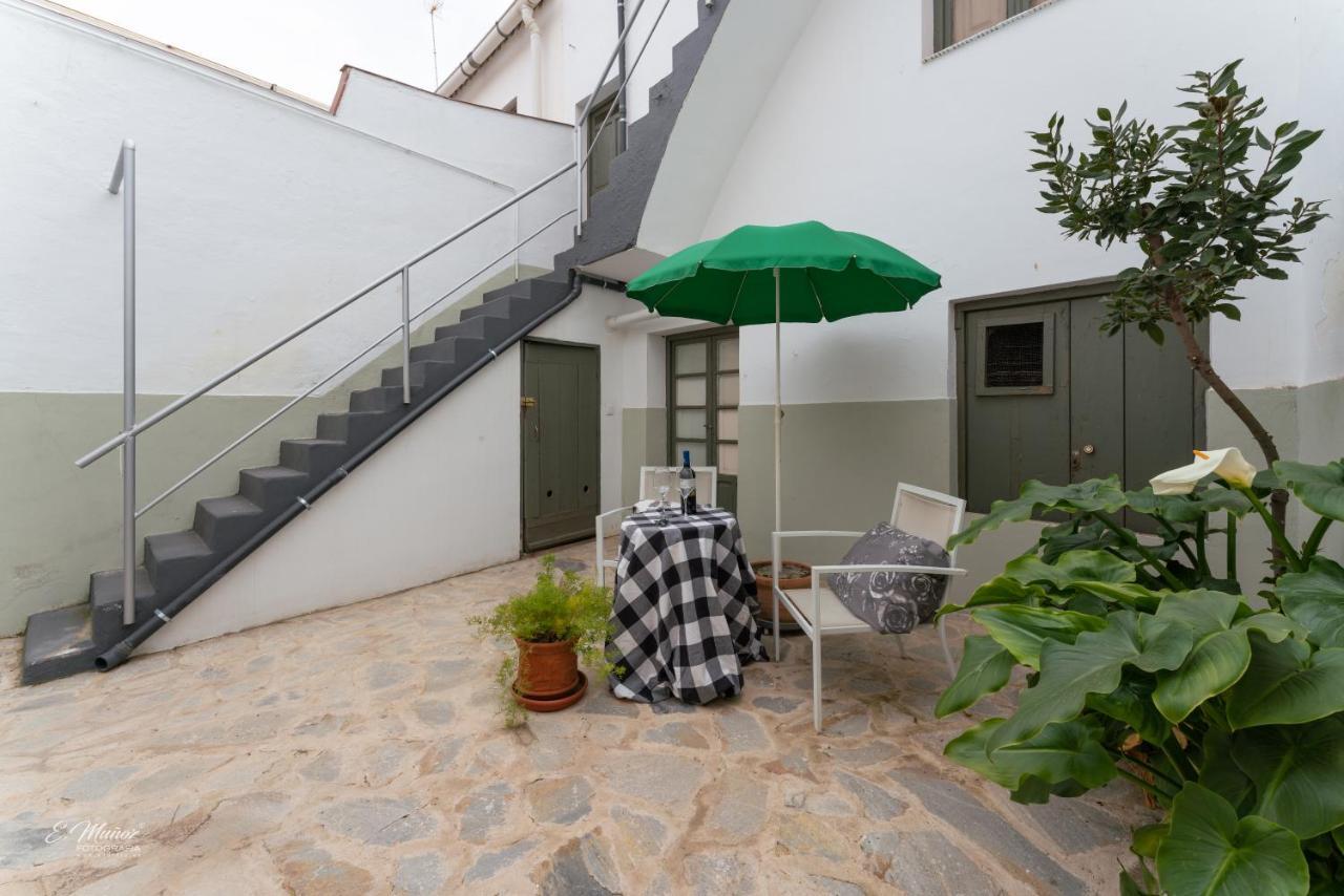 Apartamentos Tibula Museo Mérida Kültér fotó